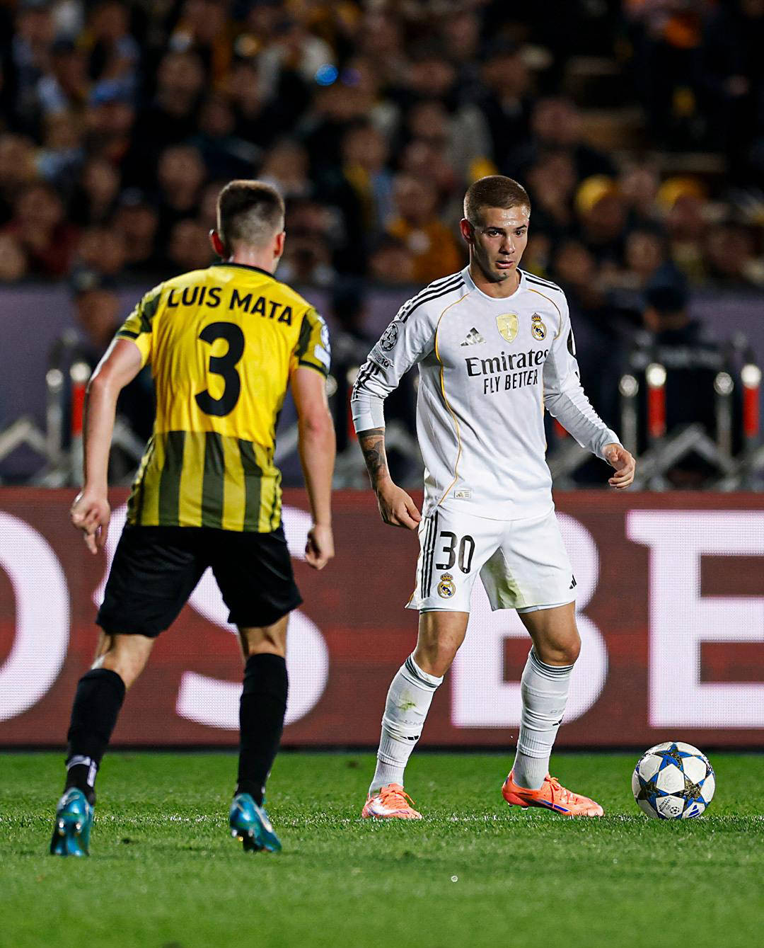 九游娱乐-关于姆巴佩关键节点关键助攻，C9带队取胜！的信息